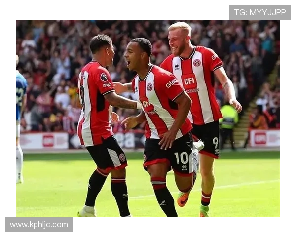 谢联利兹伯恩利强势领跑英超升级竞争 兰帕德带队稳居第五